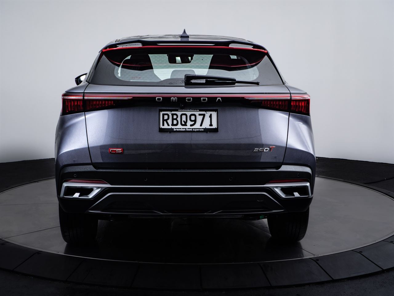 Vehicle image 4