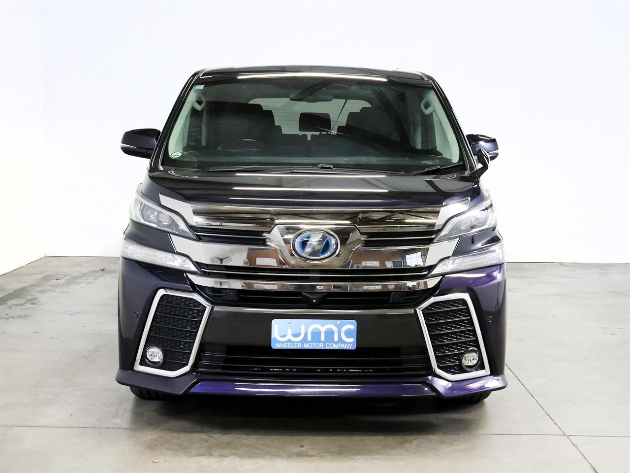 Vehicle image 3