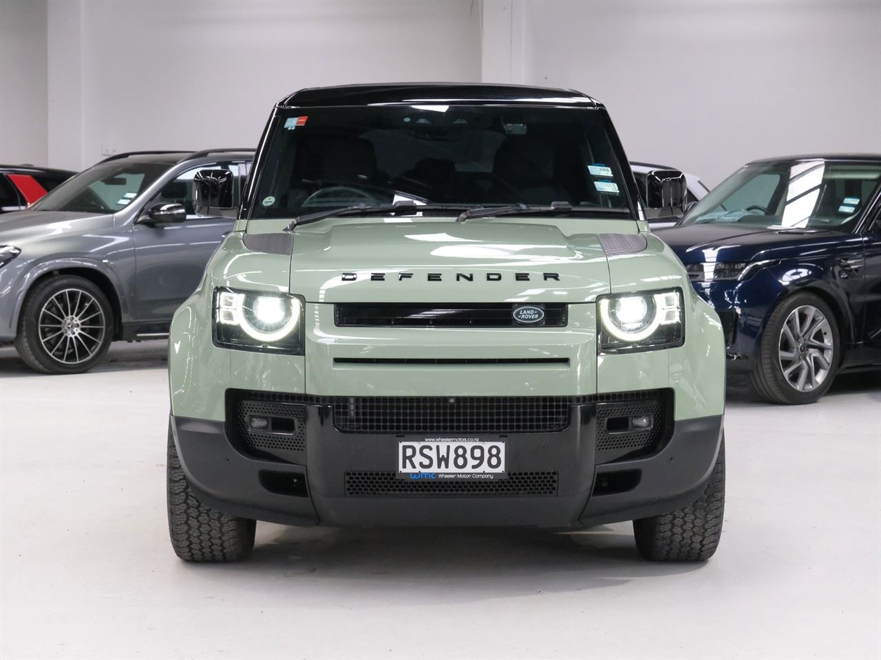 Vehicle image 3