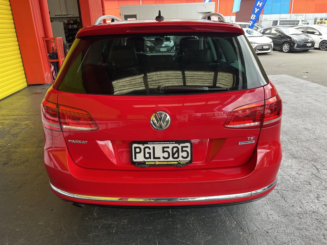 Vehicle image 5