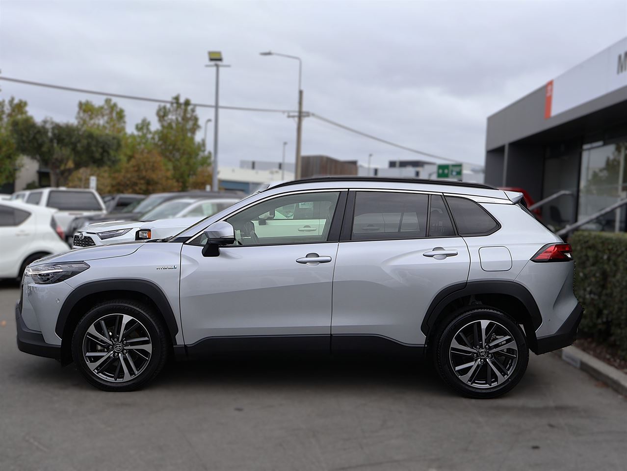 Vehicle image 4