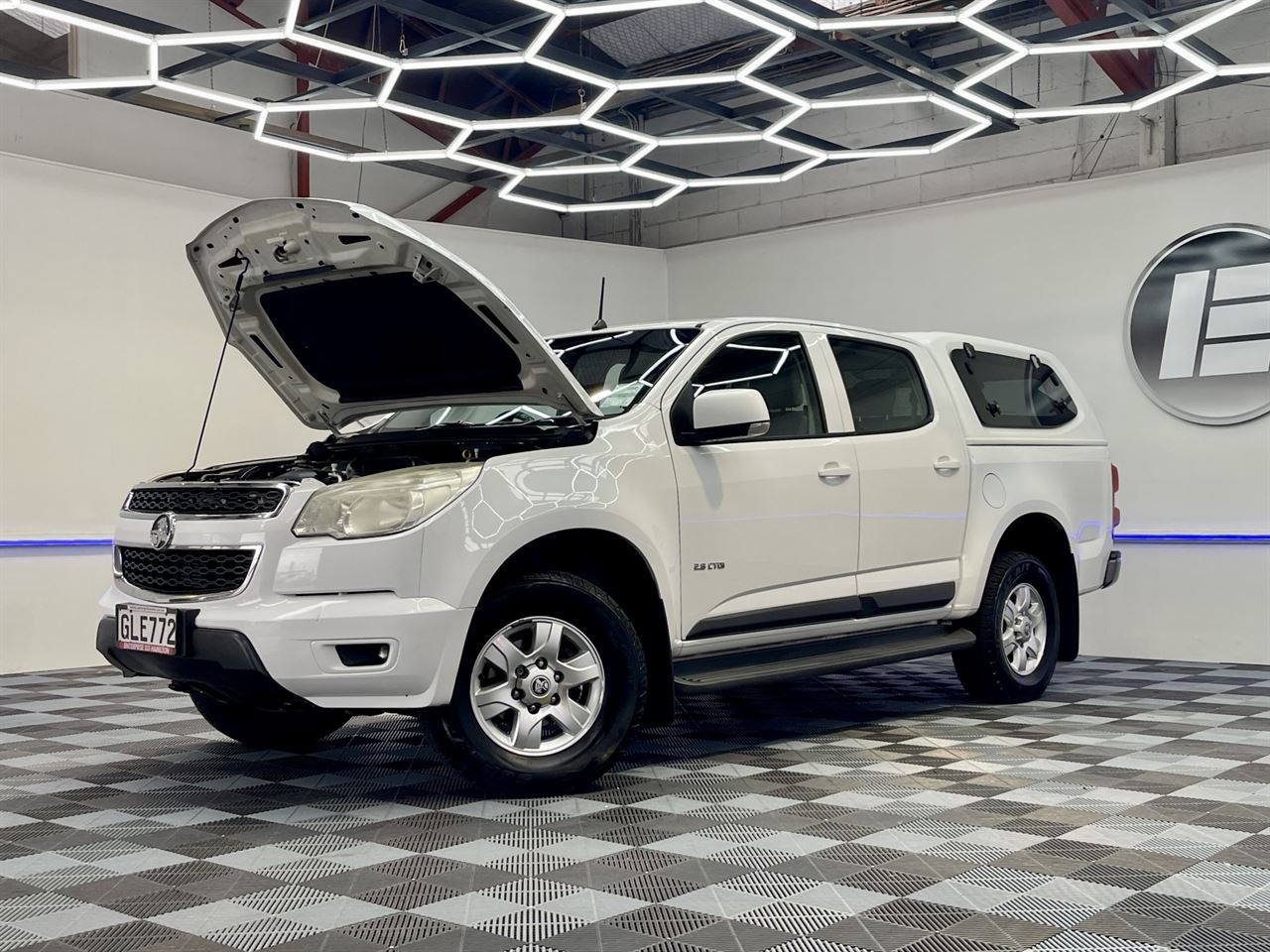 Vehicle image 3