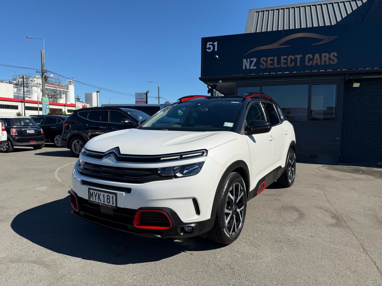 Vehicle image 3