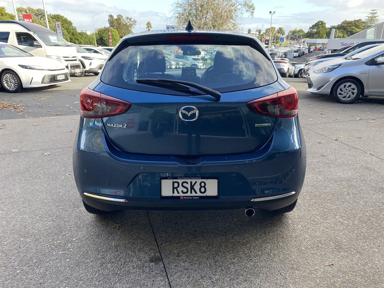 Vehicle image 3