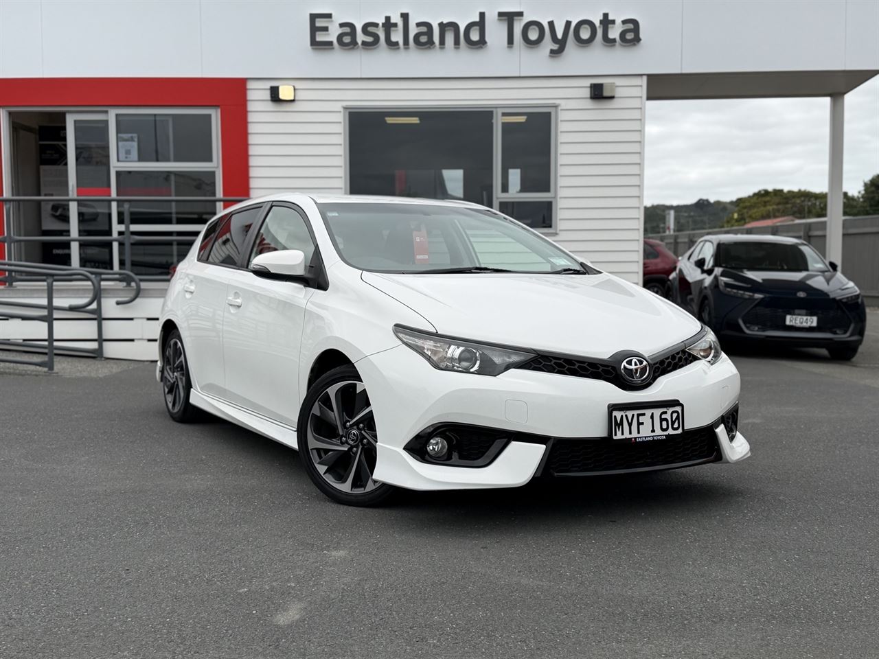 Vehicle image 1