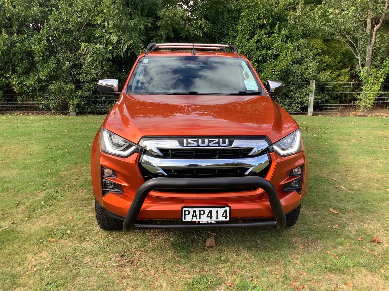 Vehicle image 3