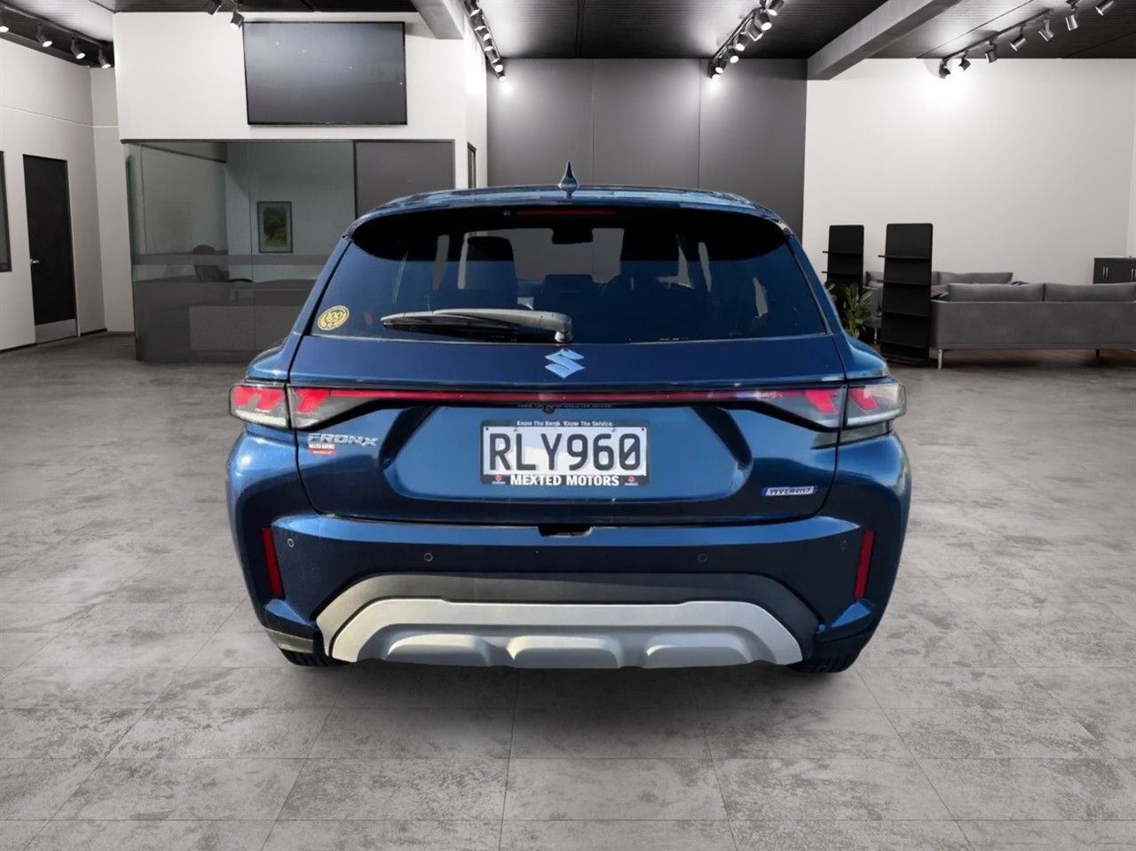 Vehicle image 5