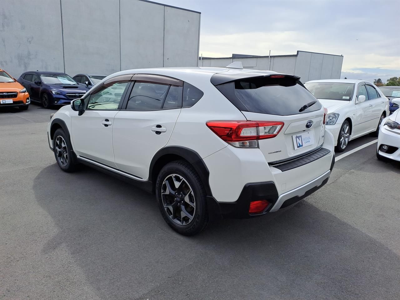 Vehicle image 5