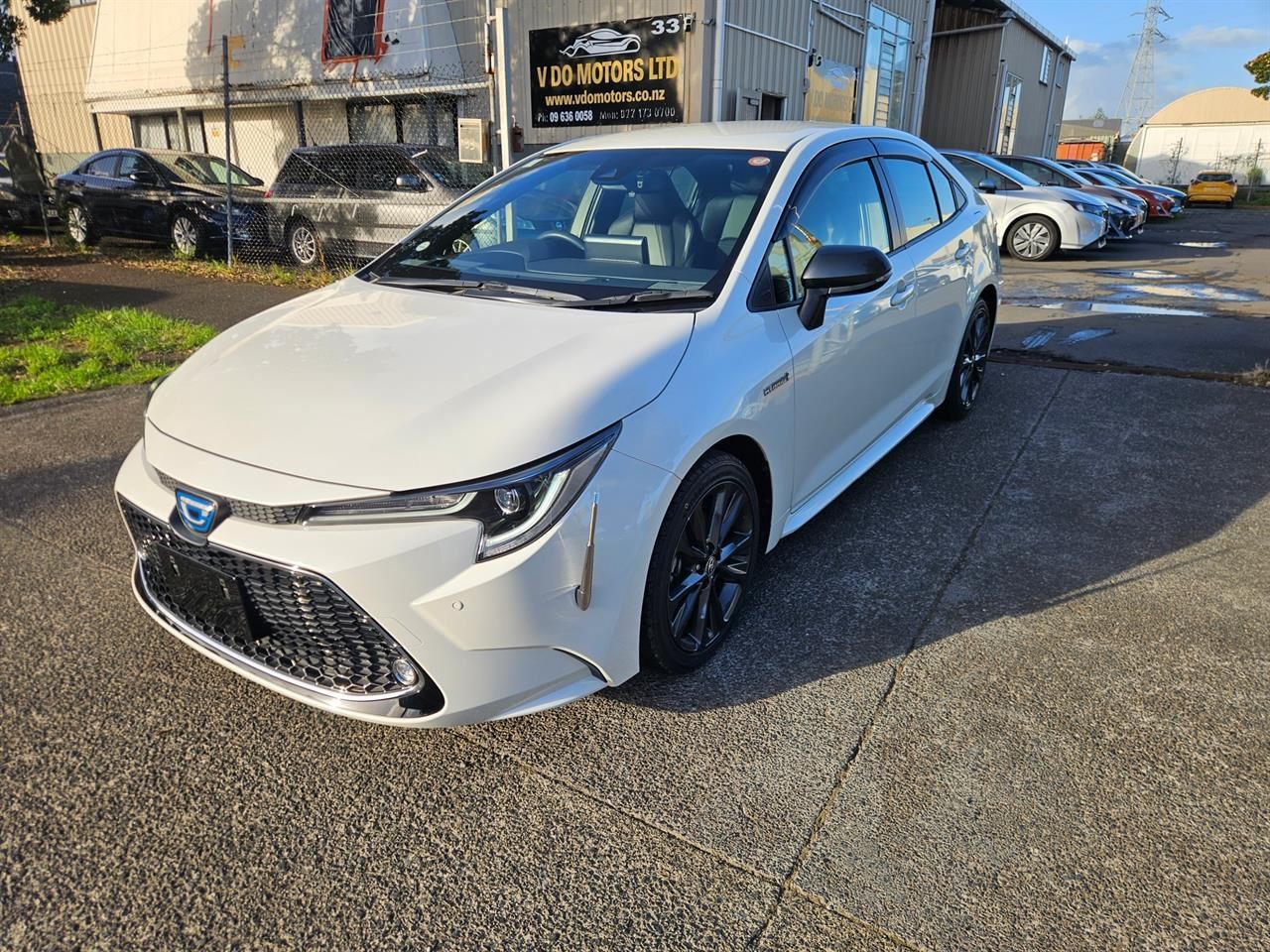Vehicle image 3