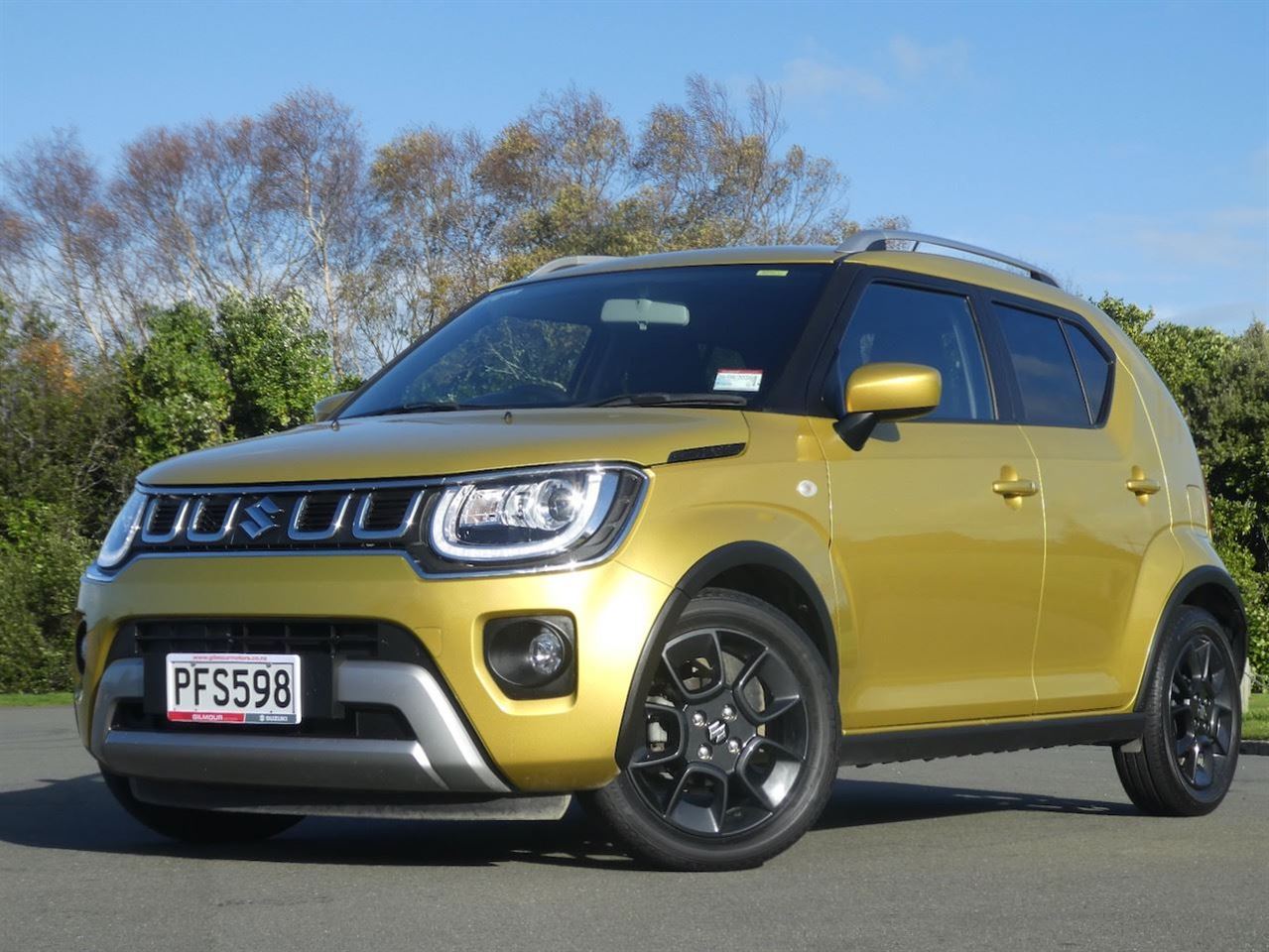 Vehicle image 3