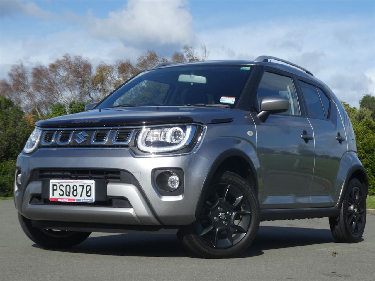 Vehicle image 3