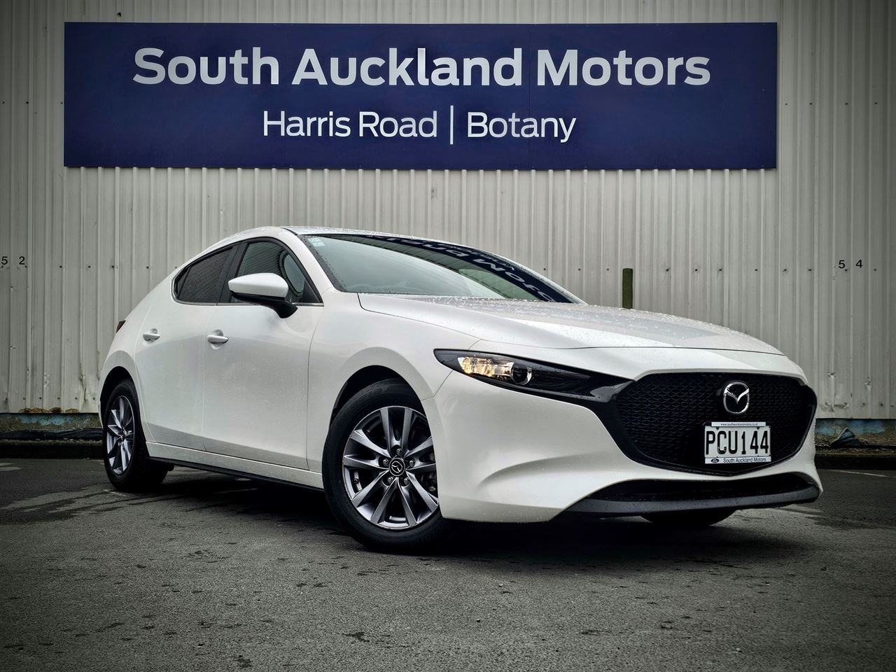Vehicle image 1