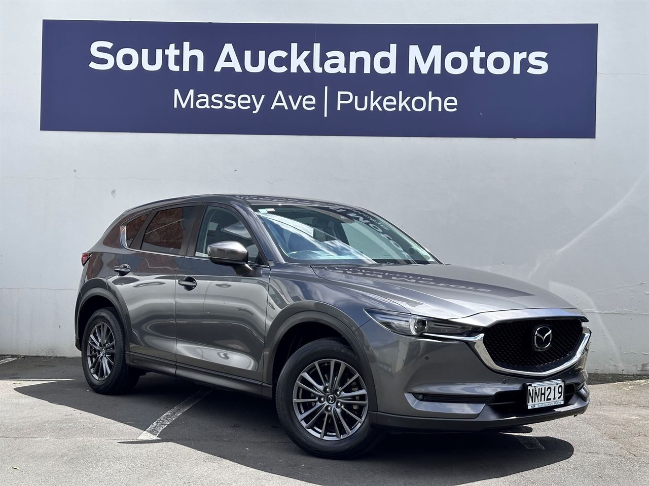 Vehicle image 3