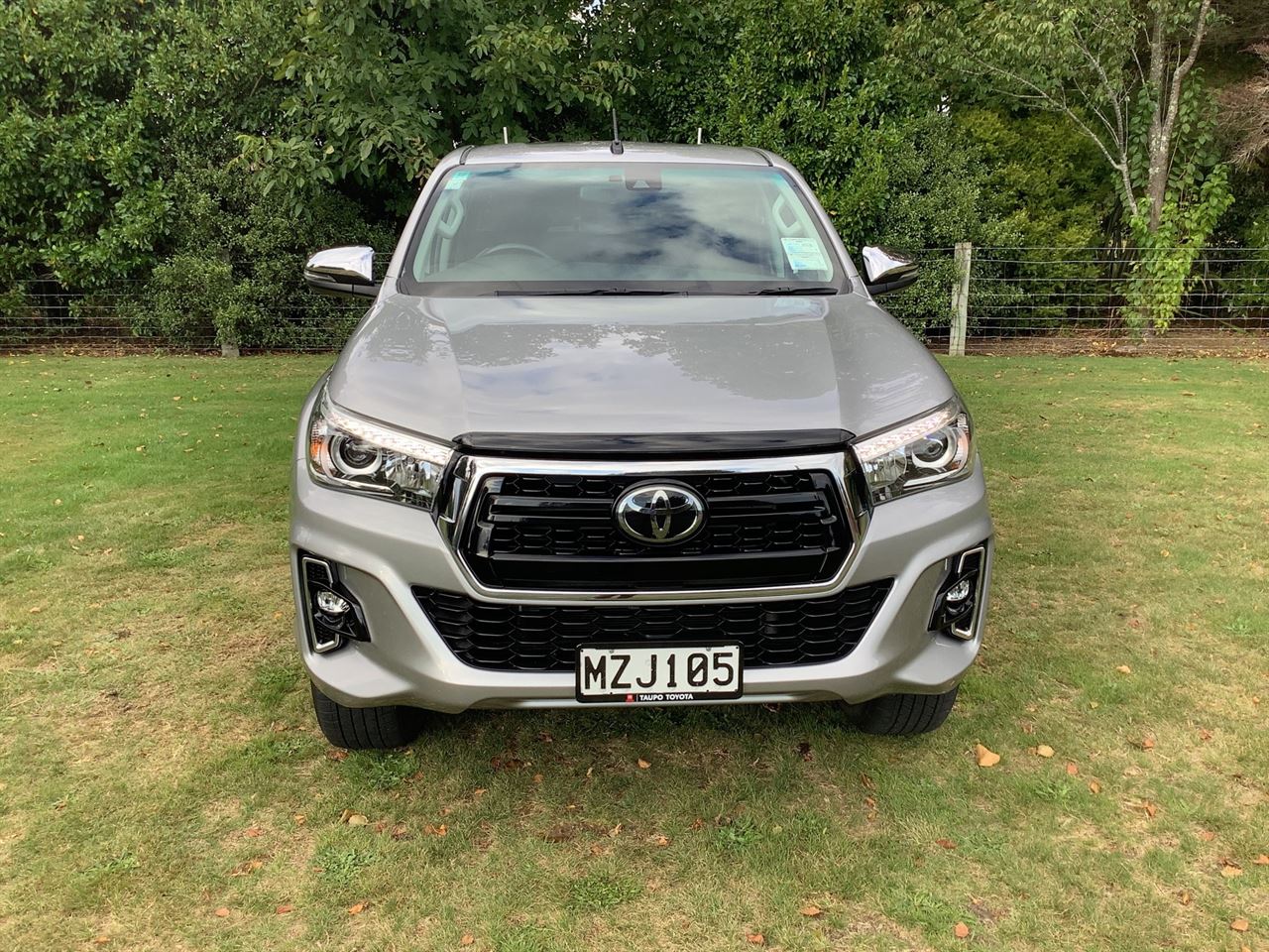 Vehicle image 3