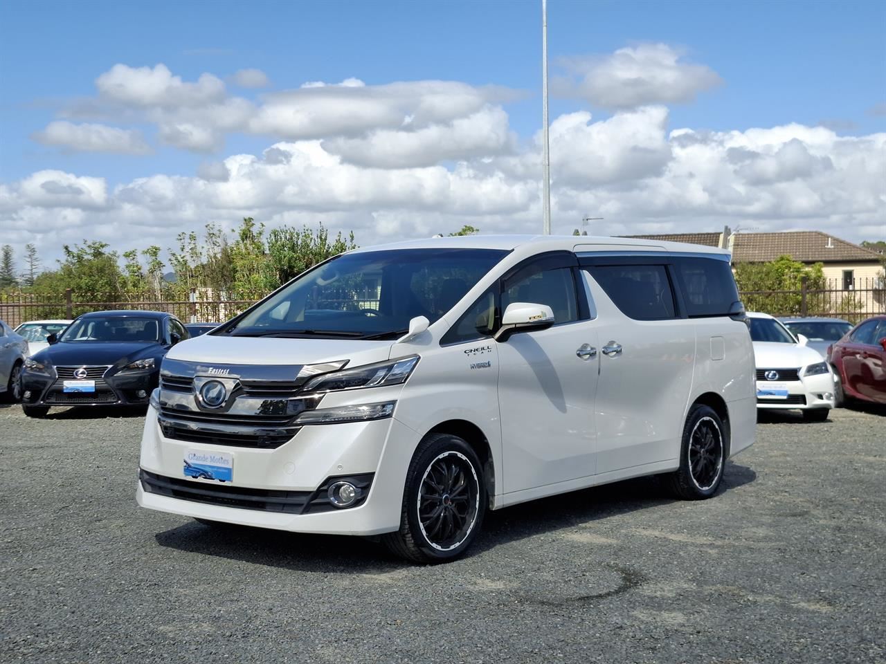 Vehicle image 3