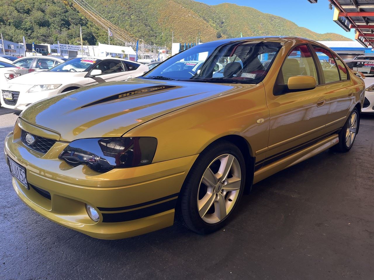 Vehicle image 3