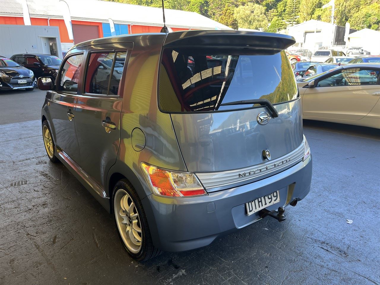 Vehicle image 4