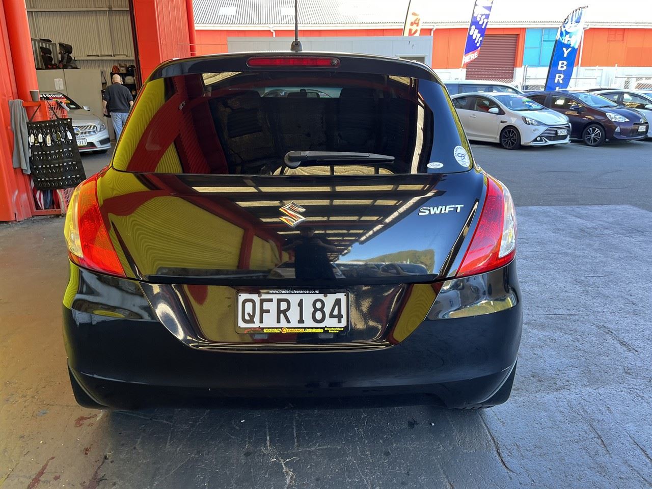 Vehicle image 5