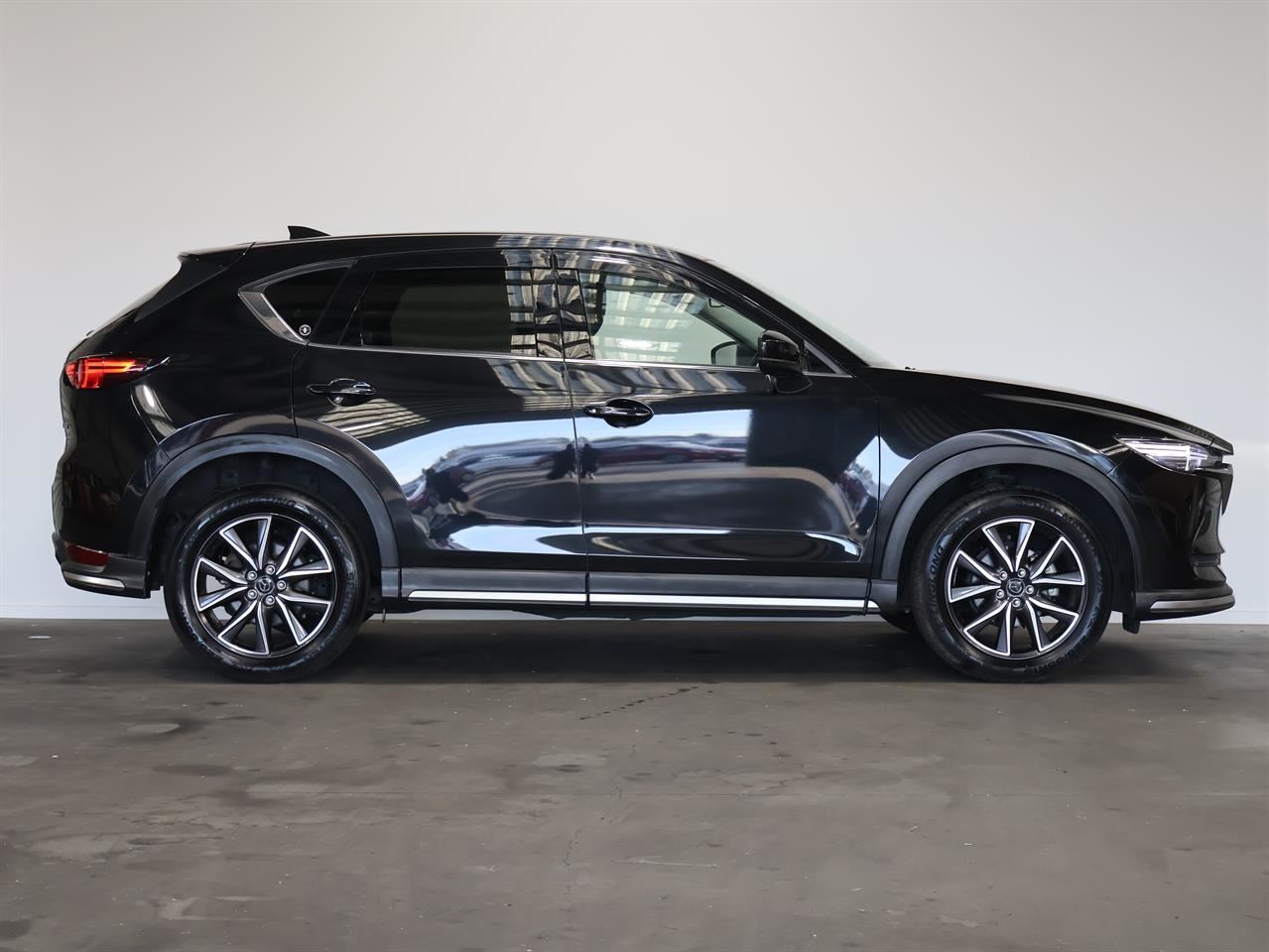 Vehicle image 5