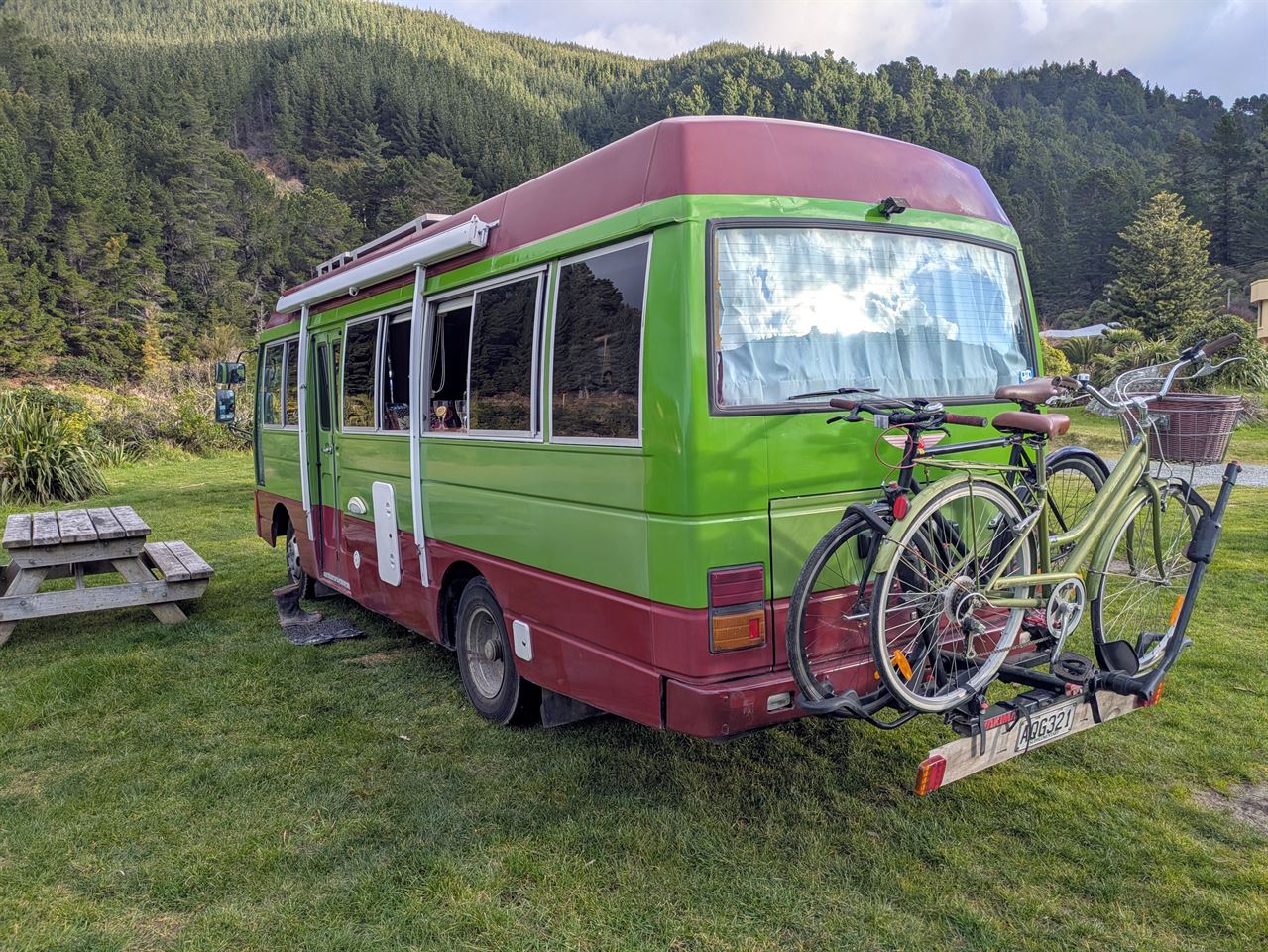 Vehicle image 3