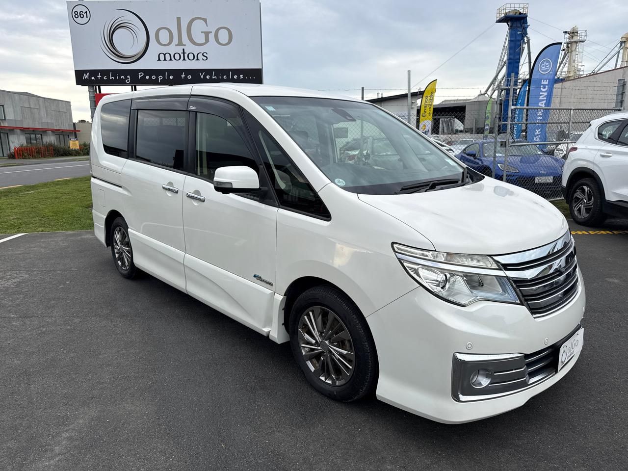 Vehicle image 2