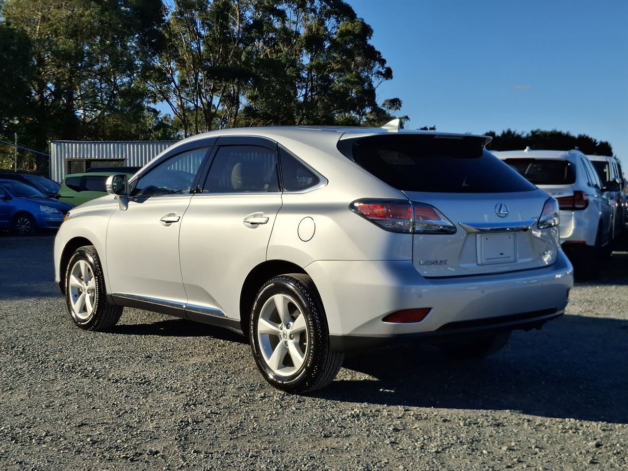 Vehicle image 5