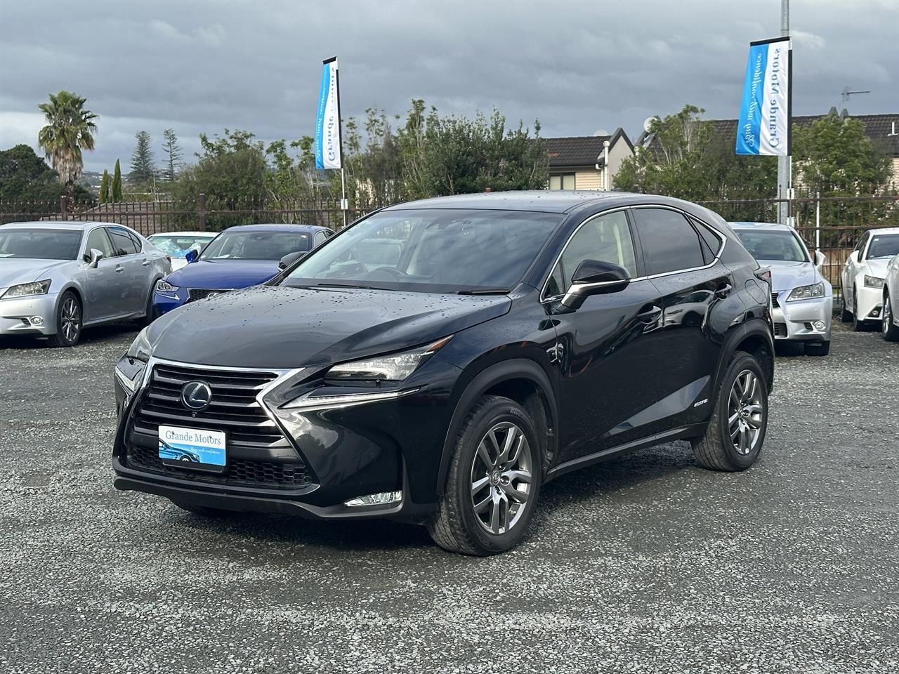 Vehicle image 3