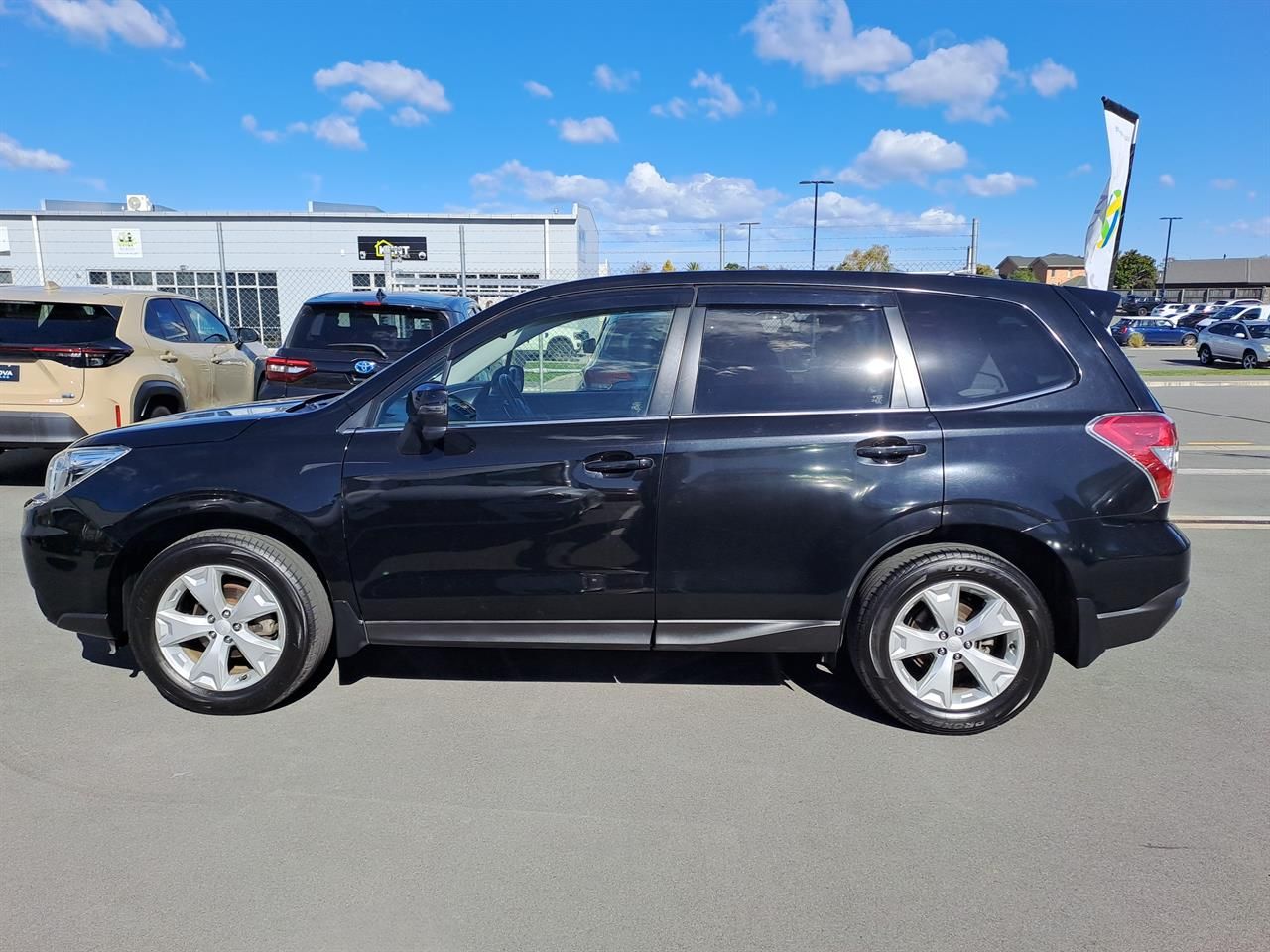 Vehicle image 4