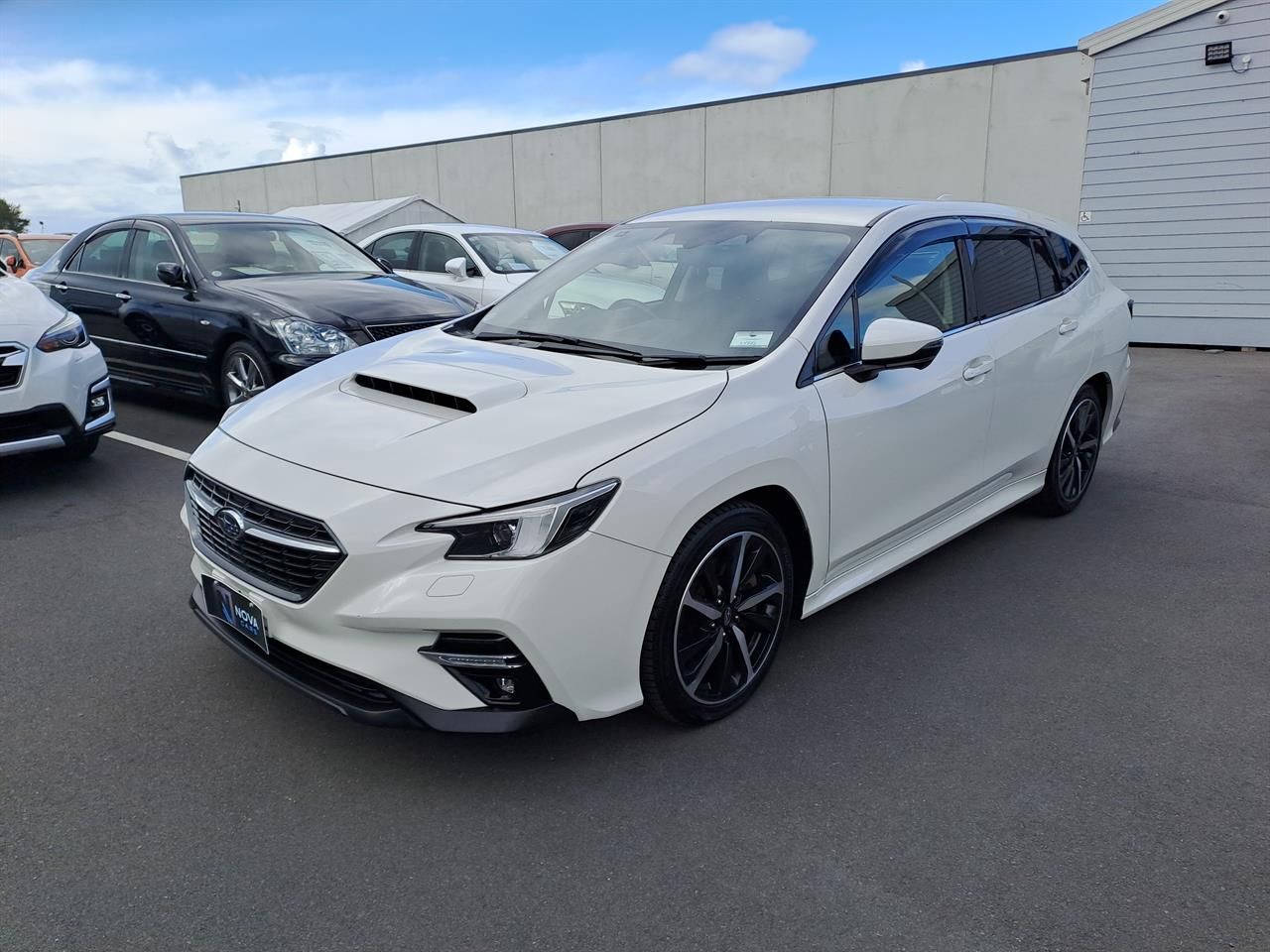 Vehicle image 3