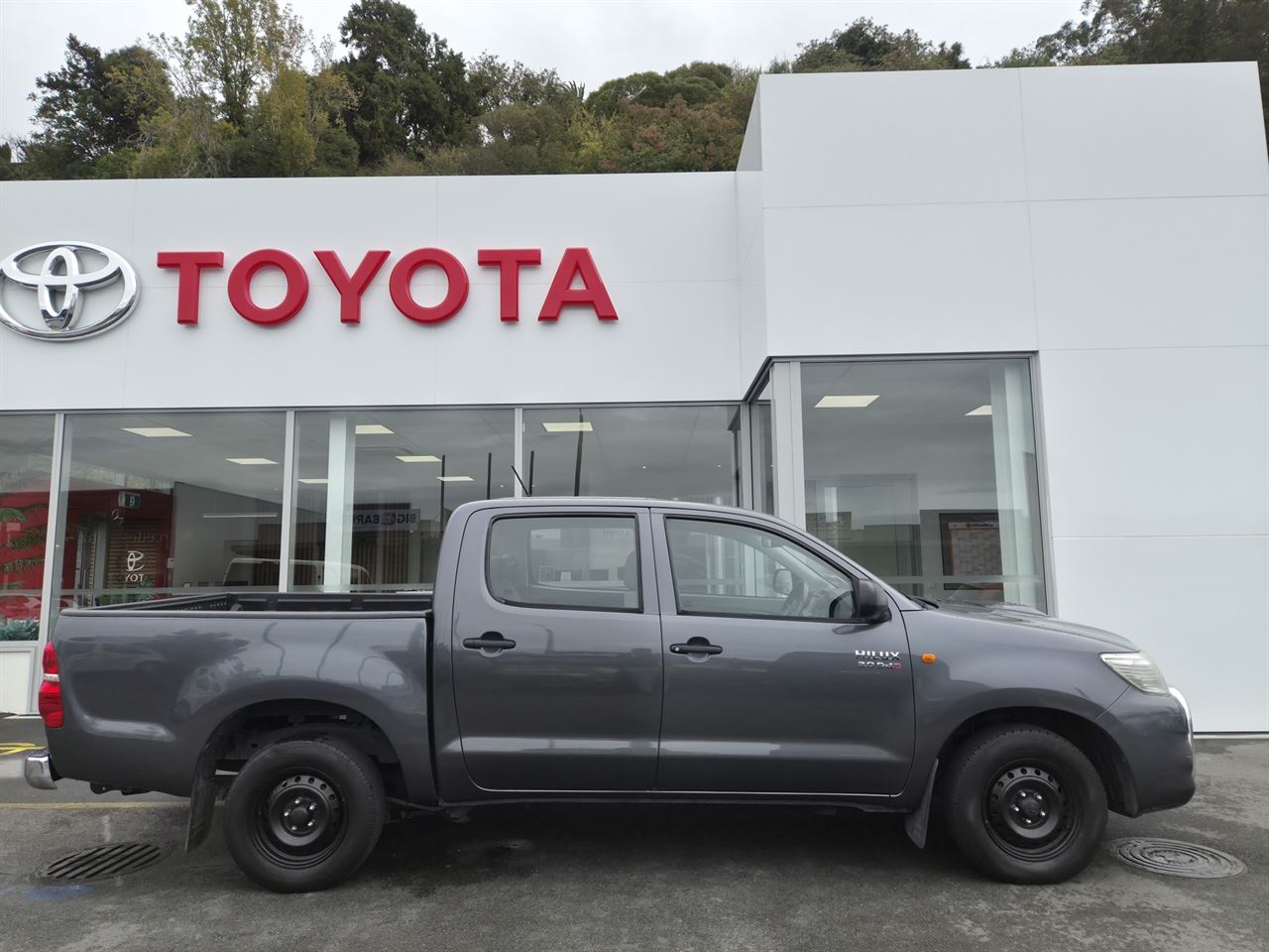 Vehicle image 2