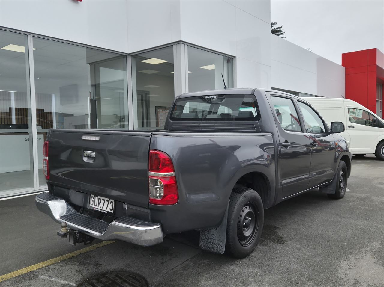 Vehicle image 3