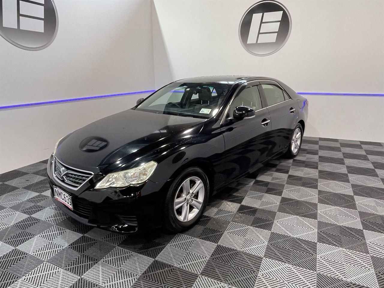 Vehicle image 3