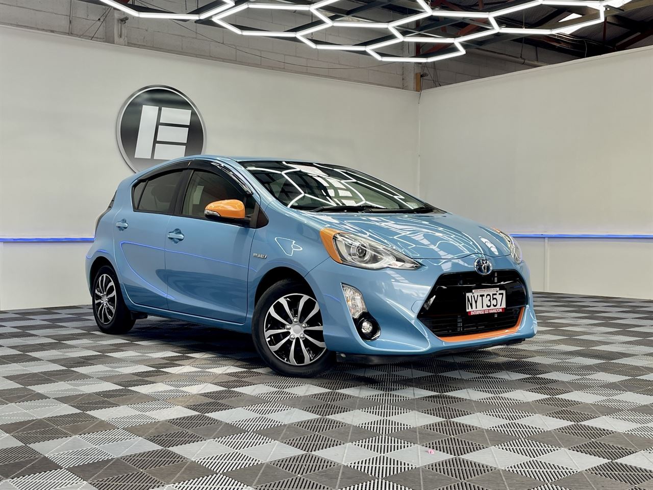 Vehicle image 1