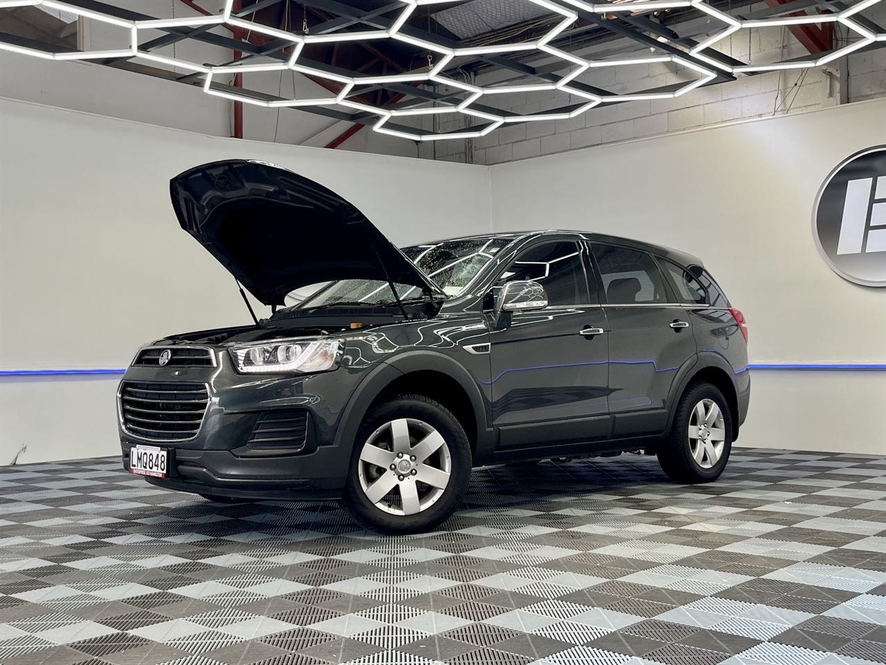 Vehicle image 3
