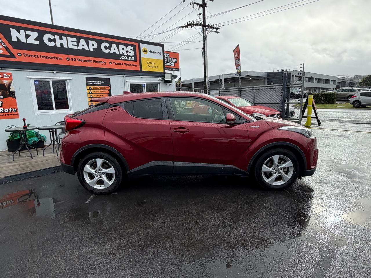 Vehicle image 5