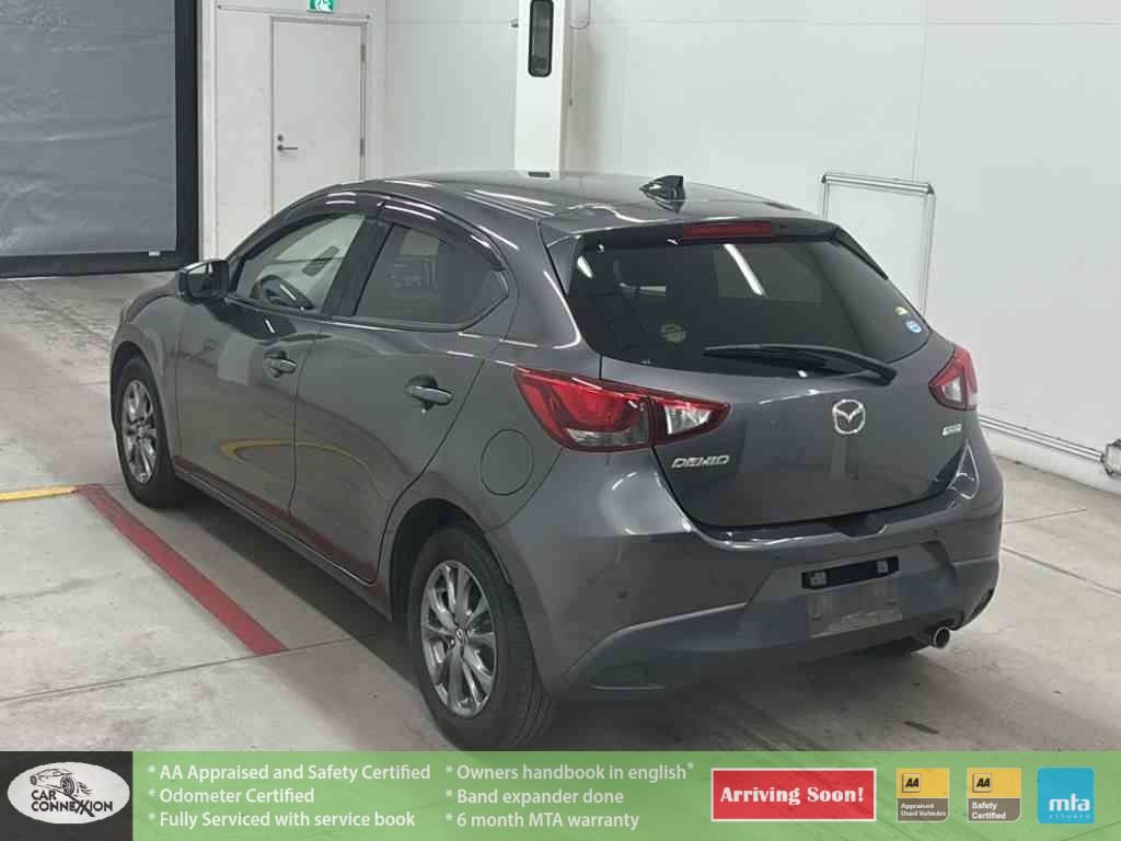 Vehicle image 3