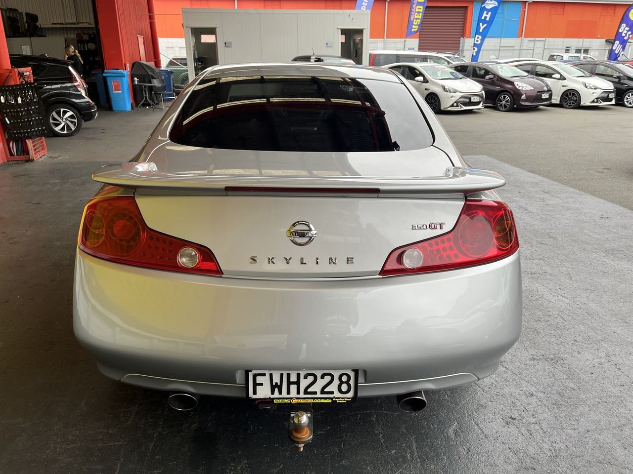 Vehicle image 5