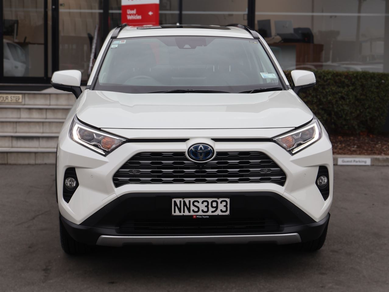 Vehicle image 2