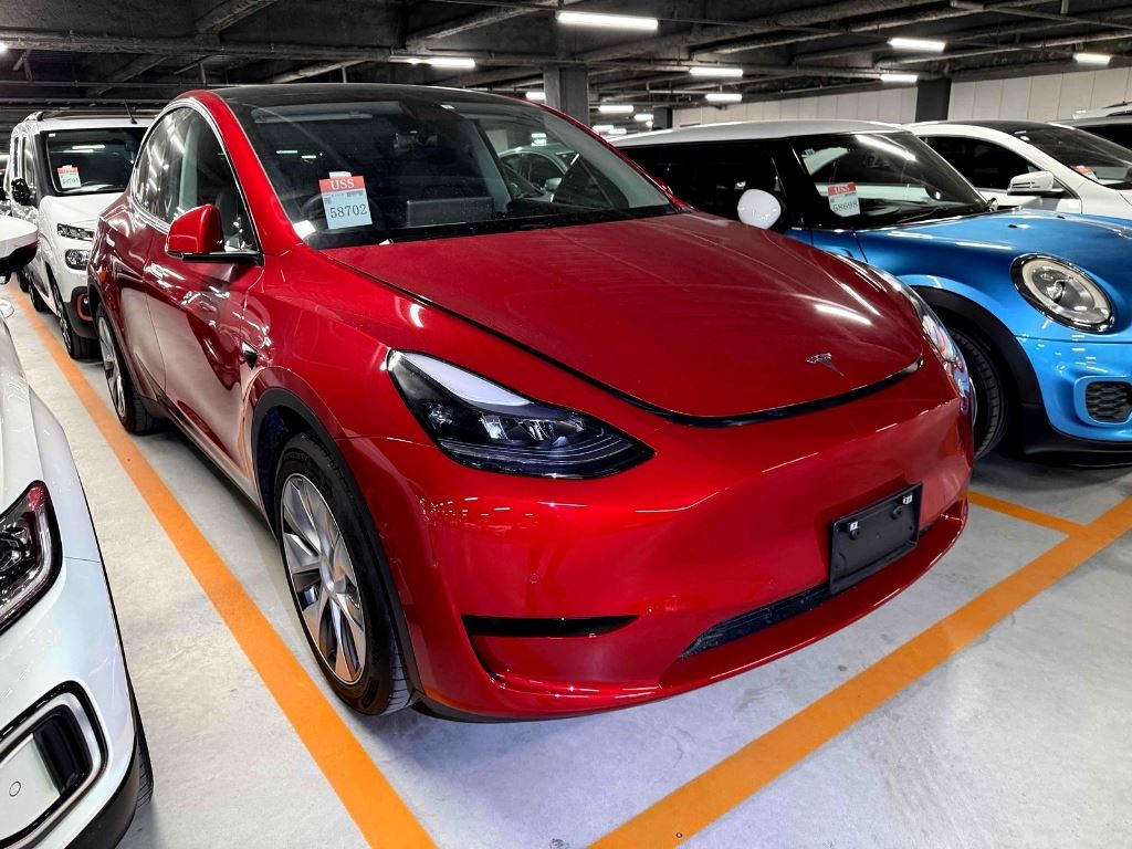 Vehicle image 2