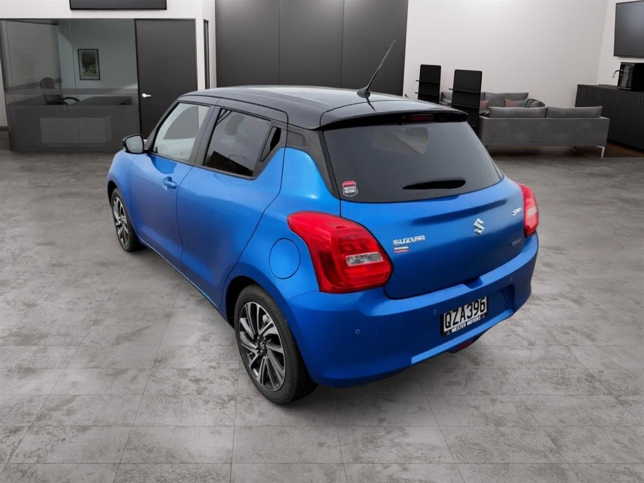 Vehicle image 4