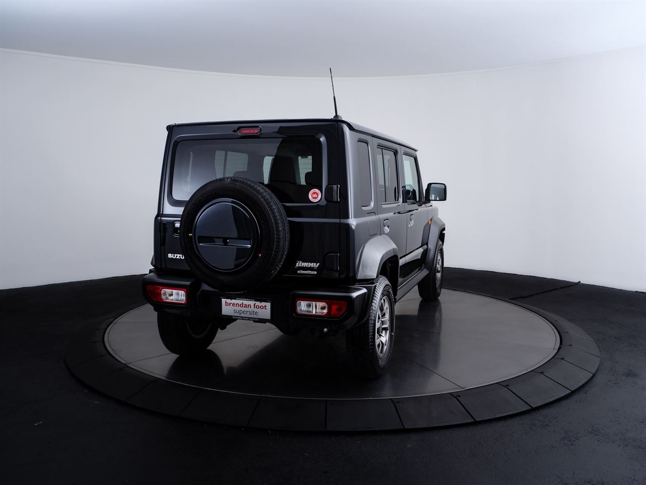 Vehicle image 4