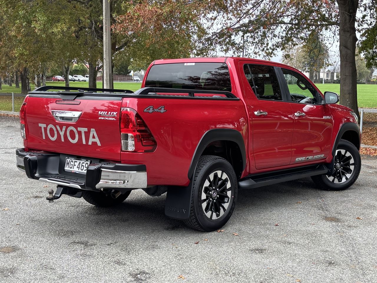 Vehicle image 5