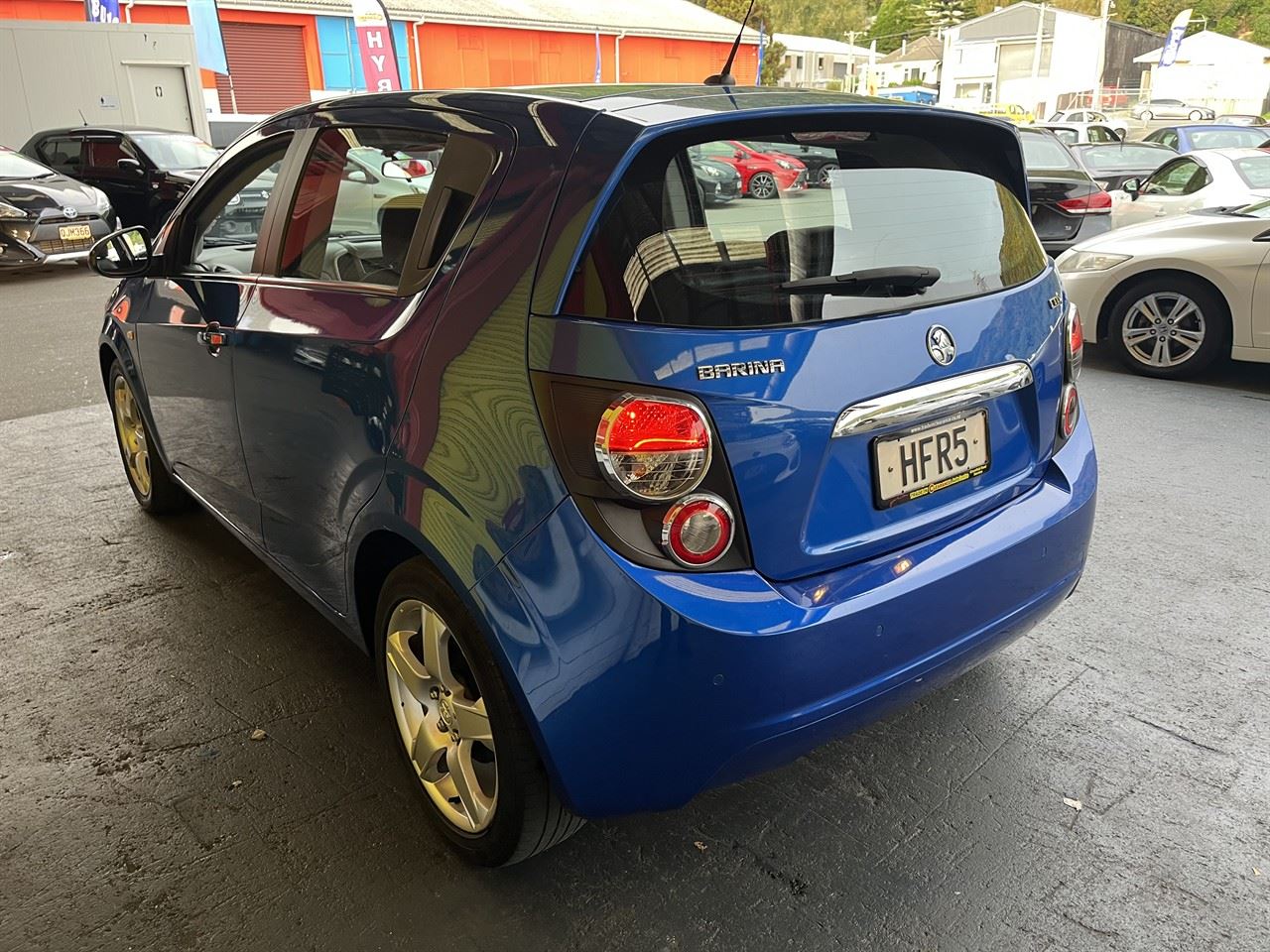 Vehicle image 4
