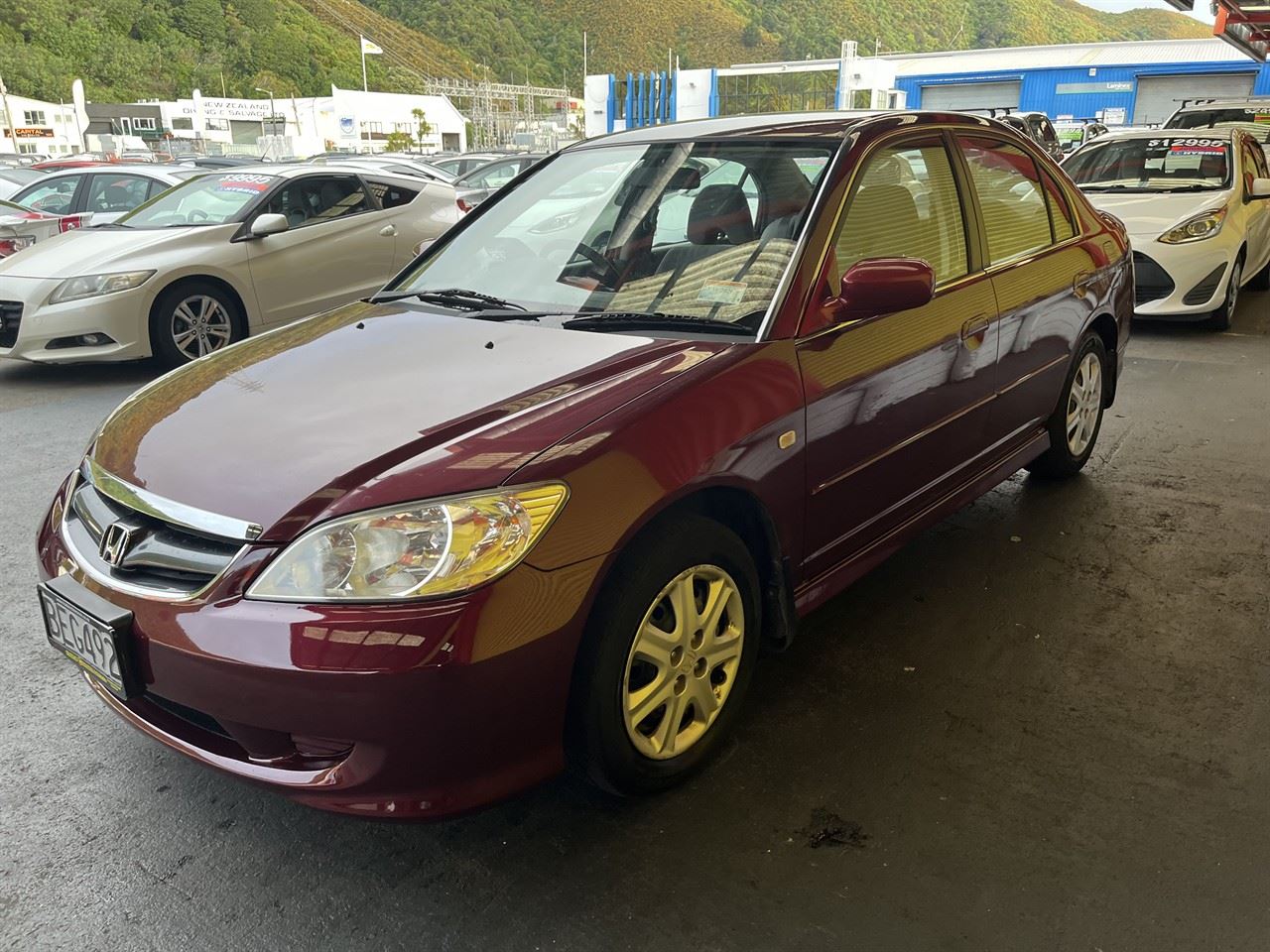 Vehicle image 3