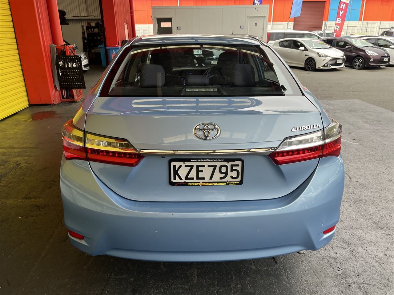 Vehicle image 5