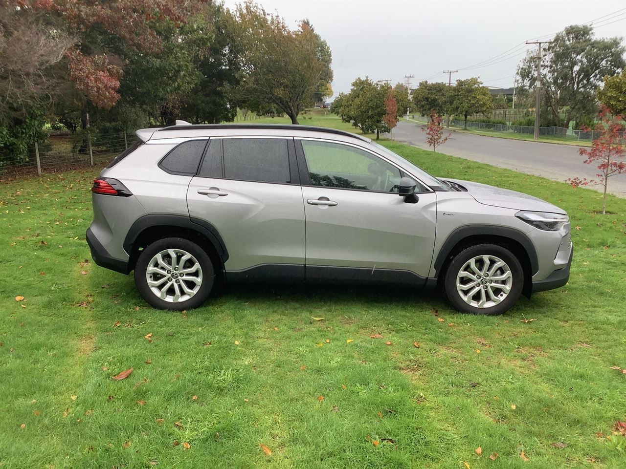 Vehicle image 4