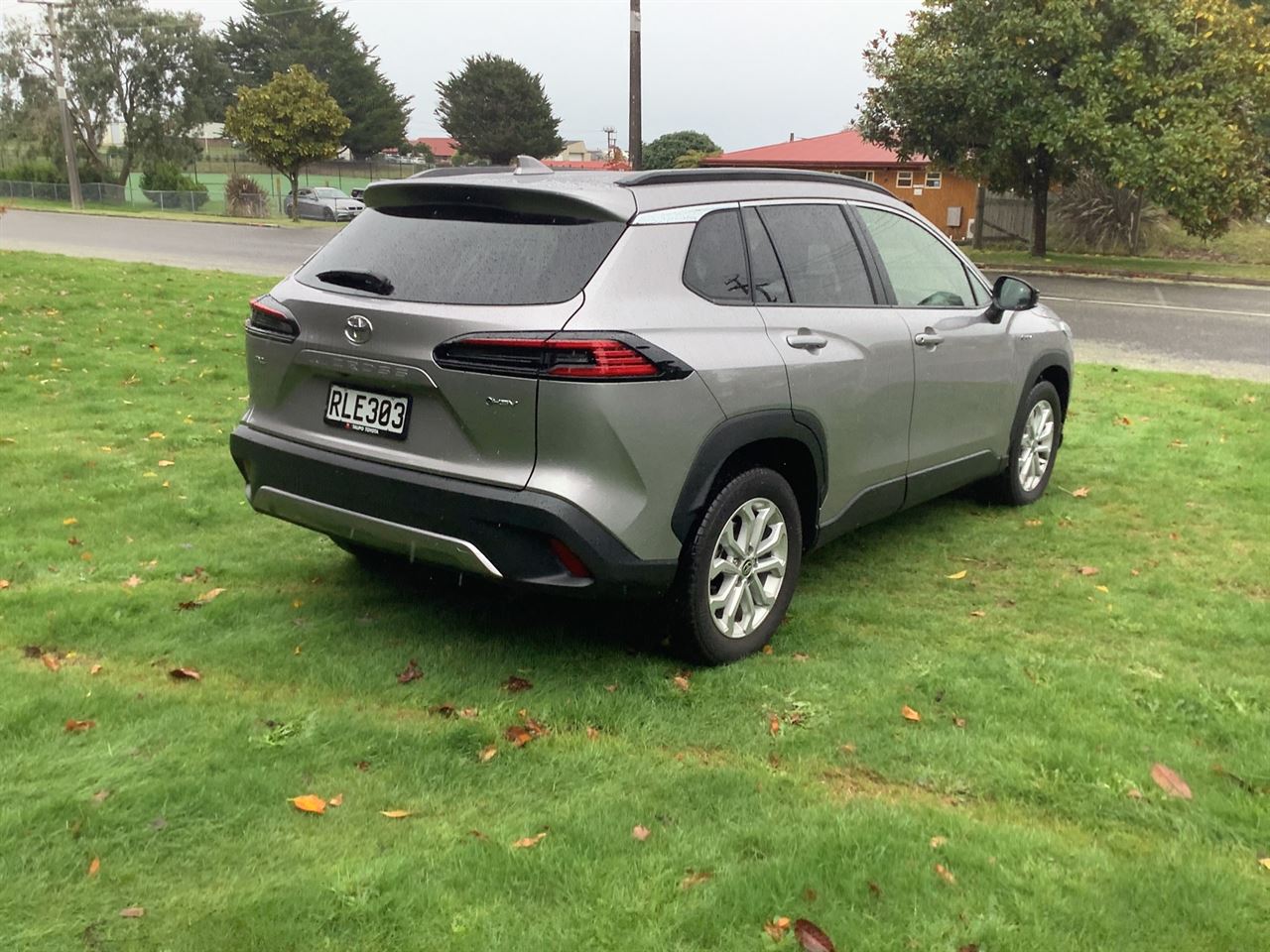 Vehicle image 5