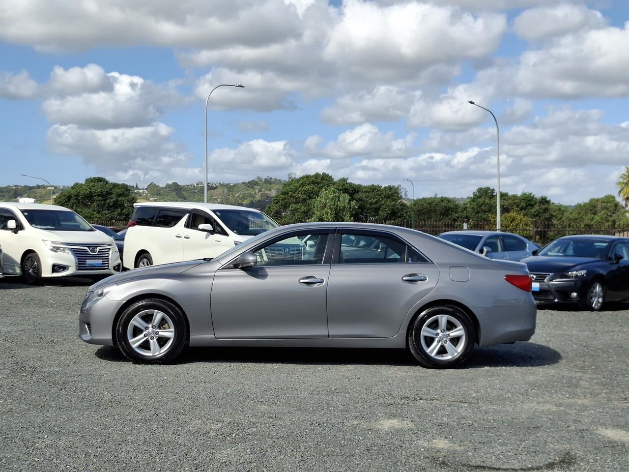 Vehicle image 4