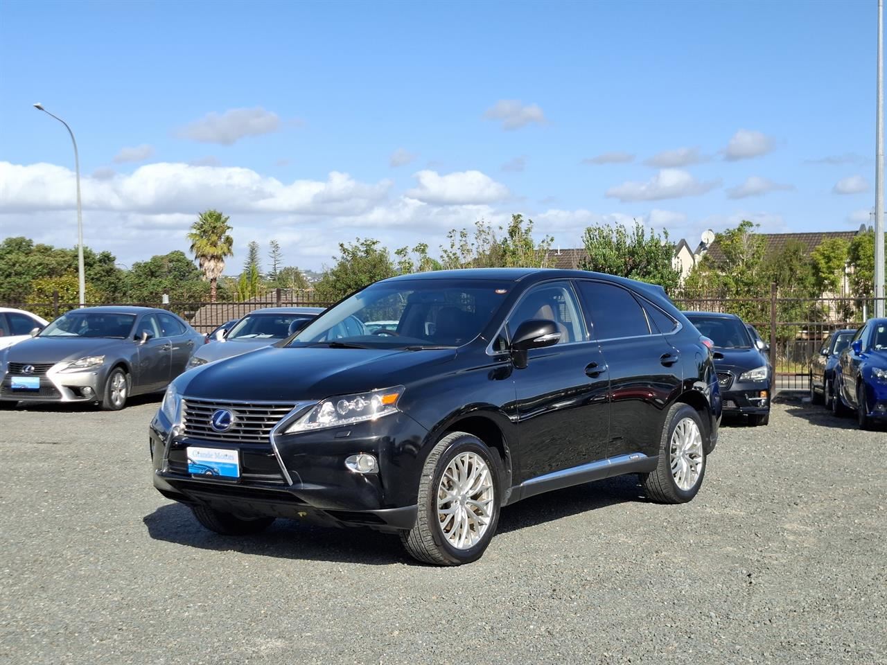 Vehicle image 3