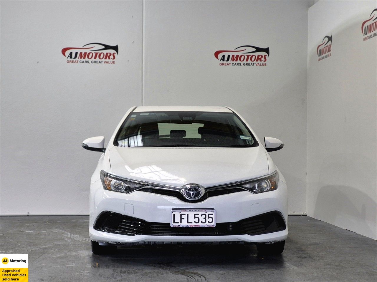 Vehicle image 2